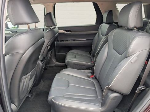 Used 2024 Hyundai Palisade SEL FWD image 13