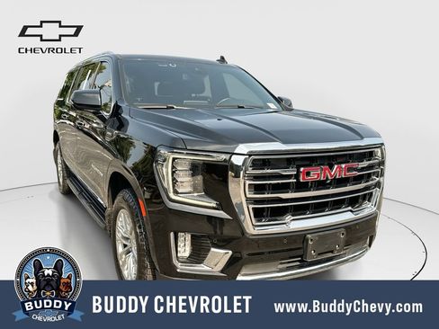 Used 2024 GMC Yukon XL SLT w/ SLT Luxury Package RWD image 1