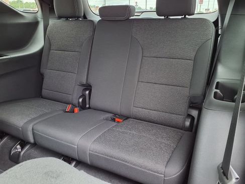 New 2026 Chevrolet Traverse LT w/ Driver Confidence Package FWD image 26