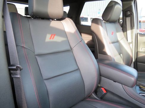 Used 2024 Dodge Durango GT image 21