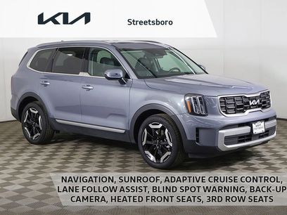Used 2025 Kia Telluride S
