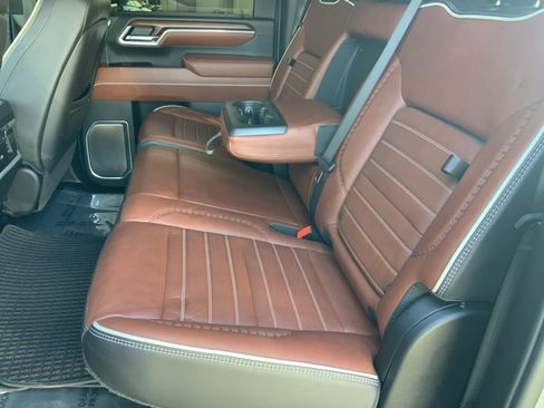 Used 2025 GMC Sierra 2500 Denali Ultimate image 20