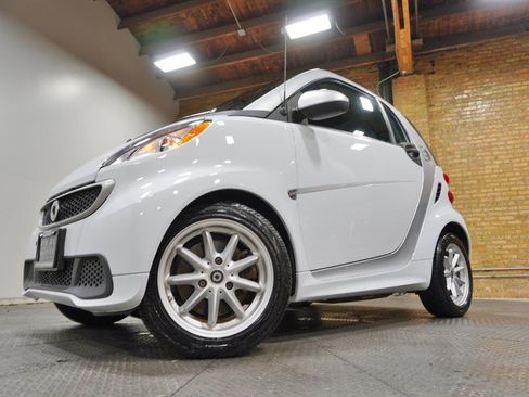 Used 2014 smart fortwo electric drive RWD image 3