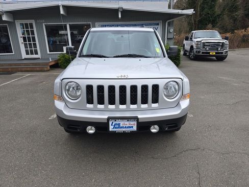 Used 2012 Jeep Patriot Sport image 9