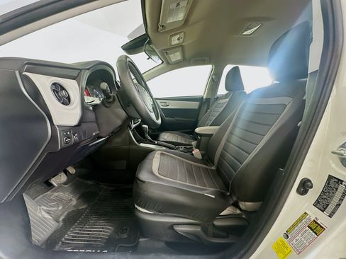 Used 2017 Toyota Corolla LE FWD image 13