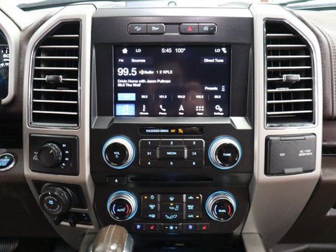 Used 2018 Ford F150 King Ranch w/ Equipment Group 601A Luxury AWD/4WD image 61