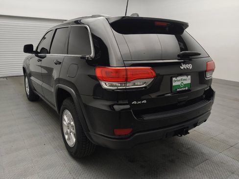 Used 2019 Jeep Grand Cherokee Laredo AWD/4WD image 5