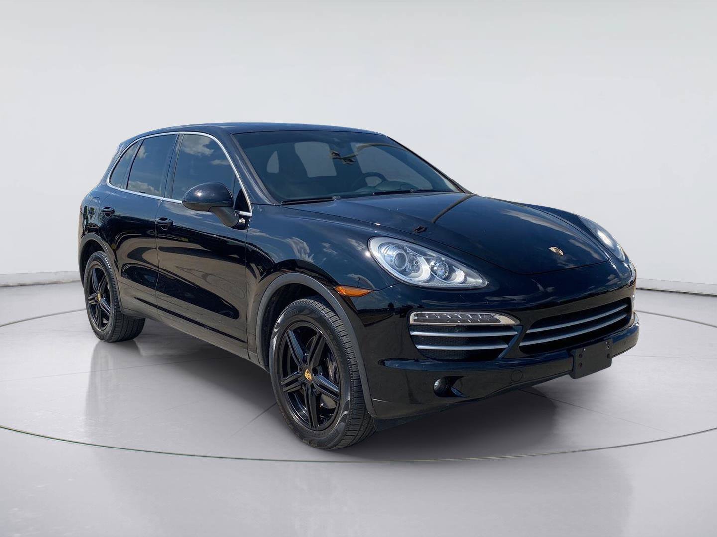 Used 2014 Porsche Cayenne Platinum Edition AWD/4WD image 7
