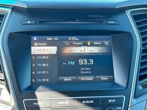 Used 2018 Hyundai Santa Fe Sport w/ 2.4L Value Package 02 image 19