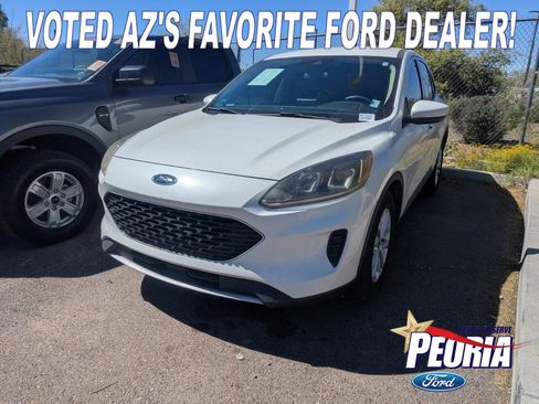 Used 2020 Ford Escape SE image 1