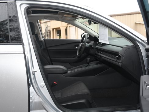 Used 2024 Honda Accord EX image 22