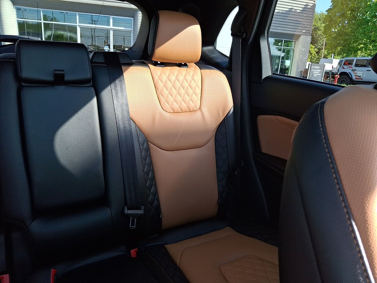 Used 2024 Ford Edge Titanium w/ Titanium Elite Package AWD/4WD image 19