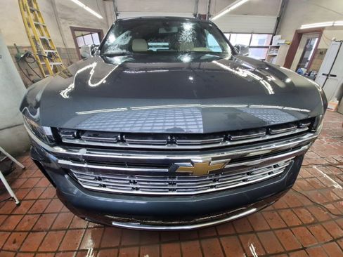 Used 2022 Chevrolet Tahoe Premier image 2