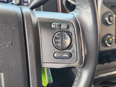 Used 2015 Ford F250 Lariat w/ Lariat Interior Package AWD/4WD image 30