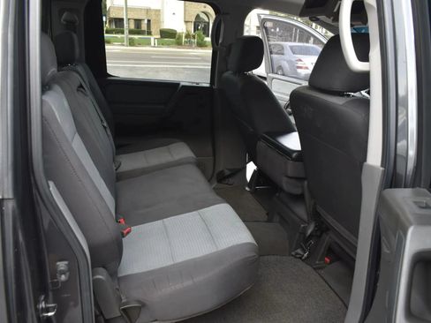 Used 2007 Nissan Titan SE w/ SE Popular Pkg w/ Pwr Bench RWD image 26