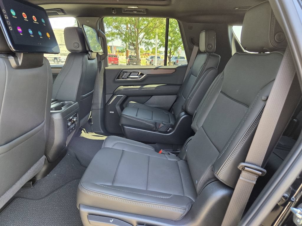 New 2026 GMC Yukon Denali w/ Denali Reserve Package AWD/4WD image 5