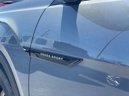 Certified 2023 Volkswagen Atlas Cross Sport SEL R-Line AWD/4WD image 10