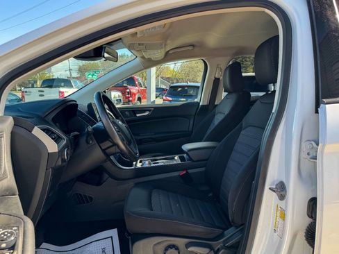 Used 2022 Ford Edge SE AWD/4WD image 16