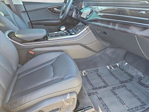 Used 2023 Audi Q8 Premium w/ Convenience Package image 20