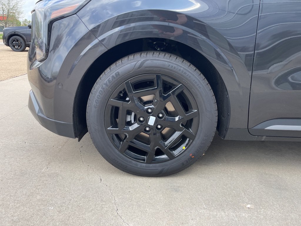 New 2026 Kia Carnival SX w/ SX Dark Edition Package FWD image 17