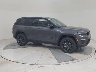 New 2025 Jeep Grand Cherokee Limited video 2