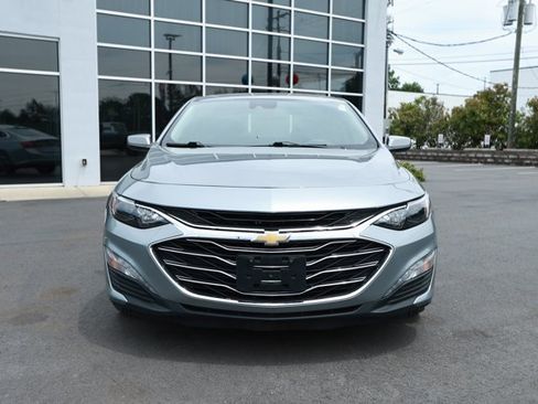 Used 2024 Chevrolet Malibu LT FWD image 2