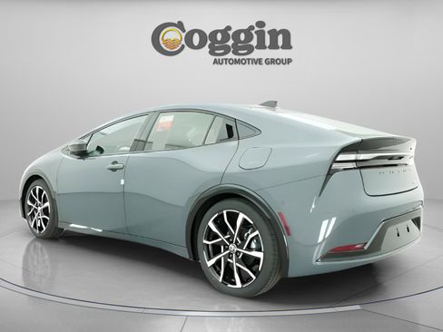 New 2026 Toyota Prius Plug-In Hybrid image 11