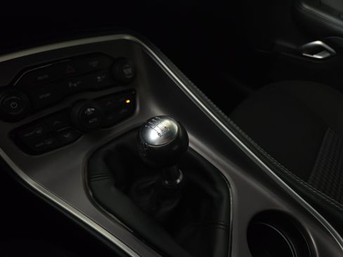 Used 2022 Dodge Challenger R/T RWD image 22