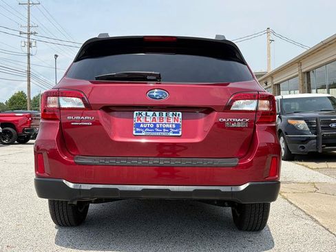 Used 2015 Subaru Outback 2.5i Premium AWD/4WD image 4