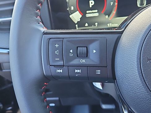 New 2026 Nissan Kicks SR image 11