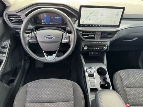 Used 2023 Ford Escape Active w/ Tech Pack #1 AWD/4WD image 14
