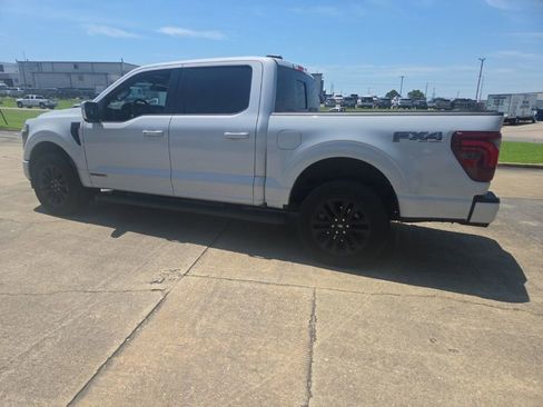 Used 2025 Ford F150 Lariat w/ Equipment Group 502A High AWD/4WD image 7