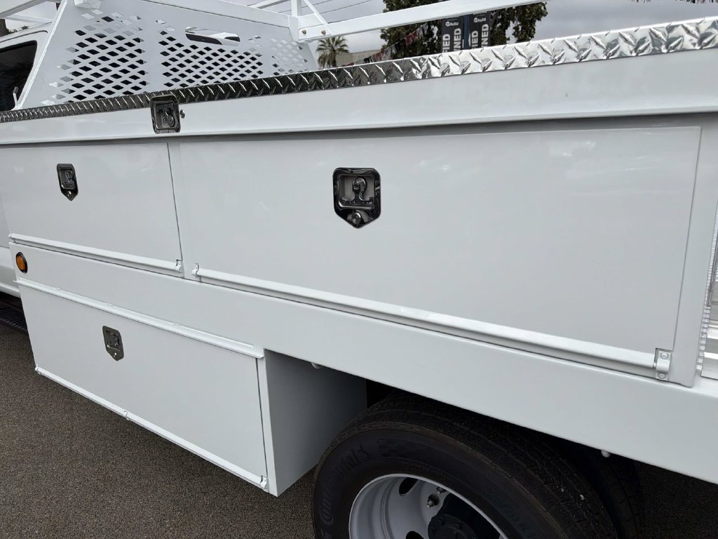 New 2026 Ford F550 2WD Crew Cab image 8