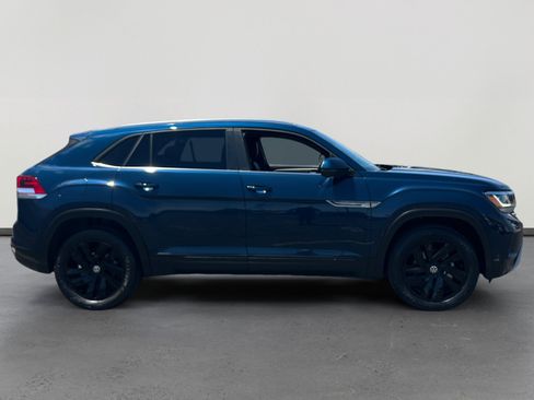 Certified 2023 Volkswagen Atlas Cross Sport SE w/ Black Wheel Package AWD/4WD image 6