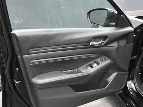 Used 2020 Nissan Altima 2.5 S FWD image 21