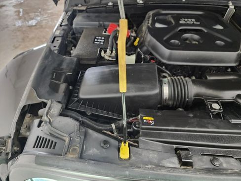 Used 2021 Jeep Wrangler Unlimited Sahara w/ Uconnect 4C Nav & Sound Group image 39