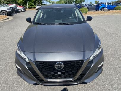 Used 2022 Nissan Altima 2.5 SR