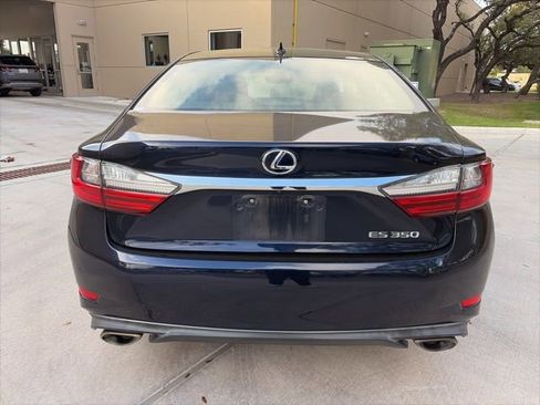 Used 2016 Lexus ES 350 w/ Luxury Package w/Wood Trim image 3