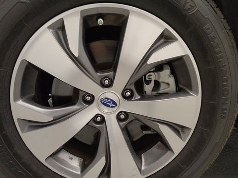 Used 2021 Subaru Ascent Premium w/ Convenience Package image 31