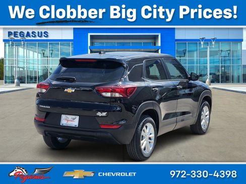 New 2026 Chevrolet TrailBlazer LS FWD image 5