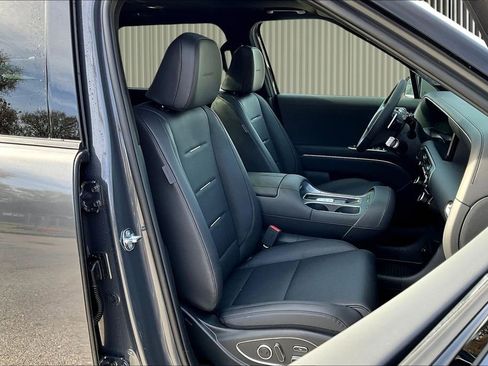 New 2026 Hyundai Palisade Calligraphy FWD image 9