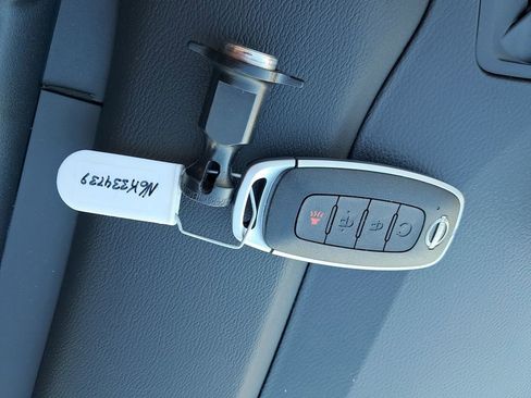 New 2026 Nissan Kicks SR w/ Cold Weather Package image 30