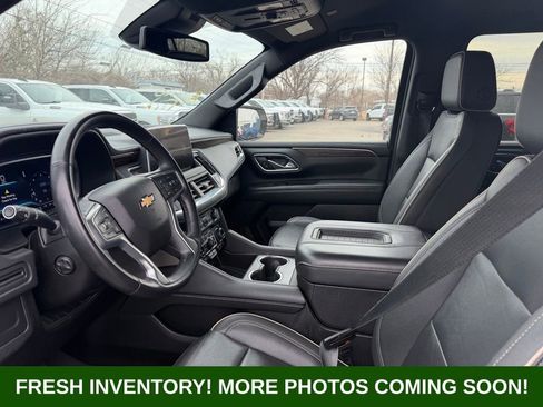 Used 2023 Chevrolet Suburban Premier image 8