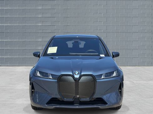 Used 2026 BMW iX xDrive45 AWD/4WD image 2