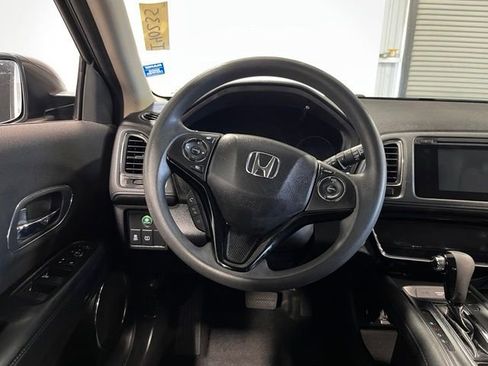 Used 2016 Honda HR-V EX image 21