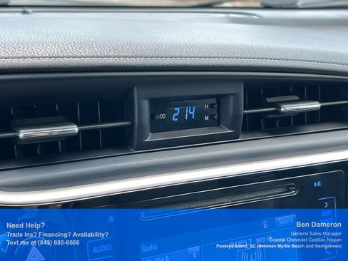Used 2017 Toyota Corolla SE w/ Carpet Mat Package (TMS) FWD image 30