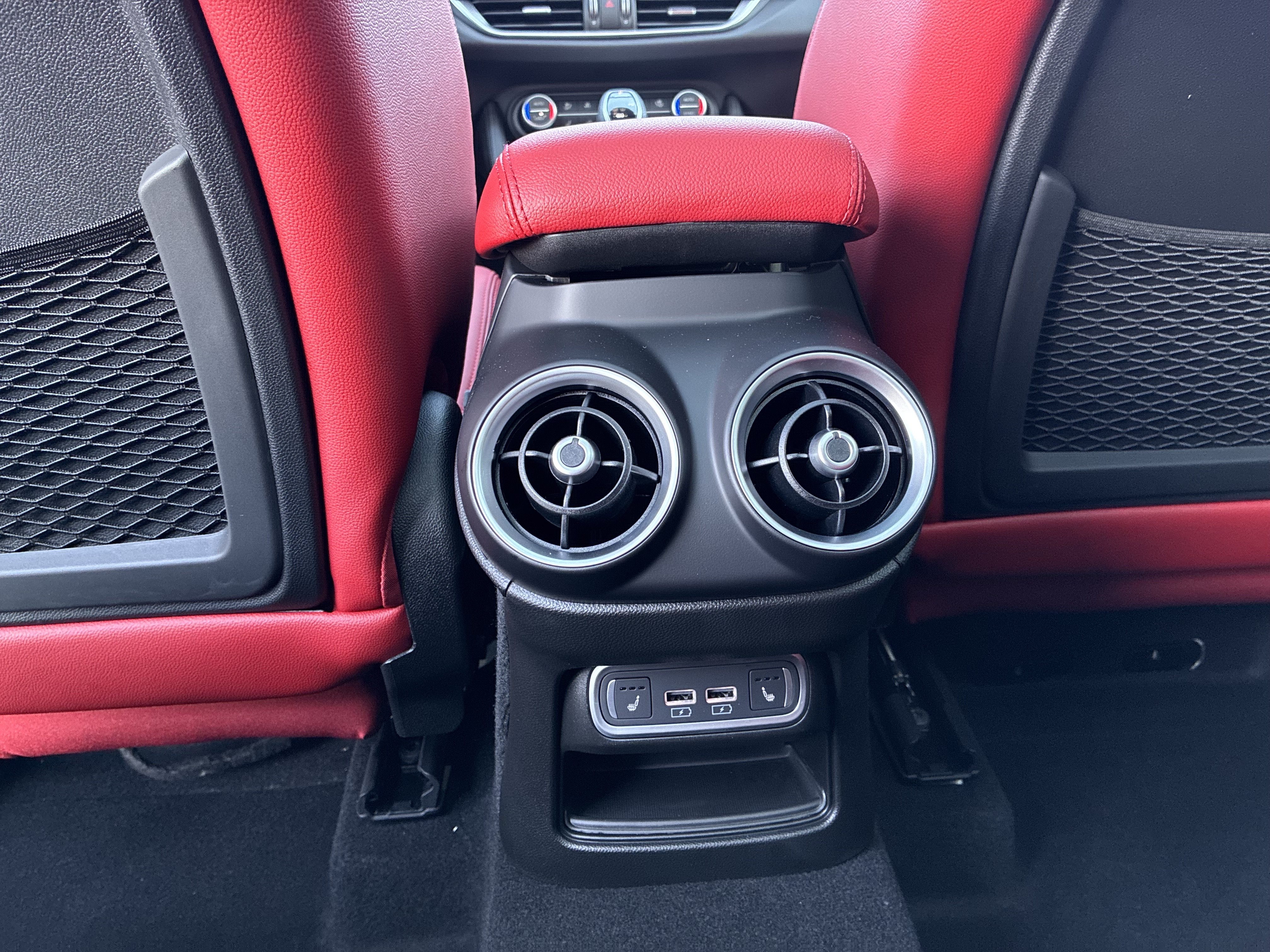 New 2026 Alfa Romeo Stelvio Sprint AWD/4WD image 27