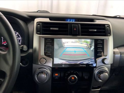 Used 2020 Toyota 4Runner SR5 Premium AWD/4WD image 24
