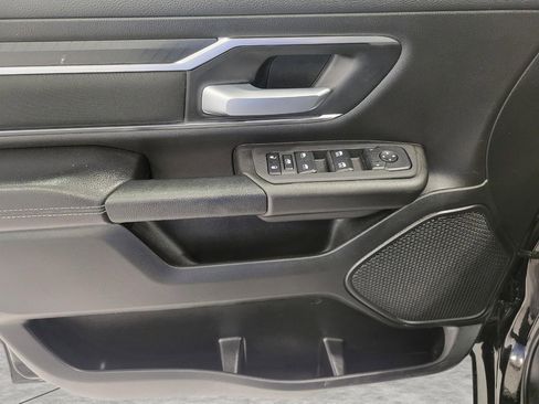 Used 2025 RAM 1500 Big Horn AWD/4WD image 25