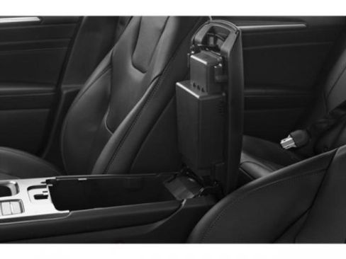 Used 2019 Ford Fusion Energi Titanium image 17